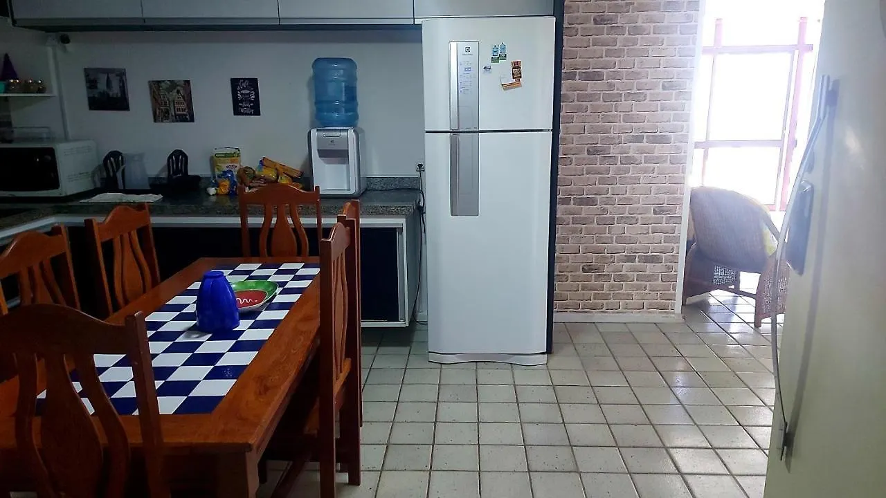 Quartos Em Apartamento Compartilhado Beira Mar Ресифи 0*,
