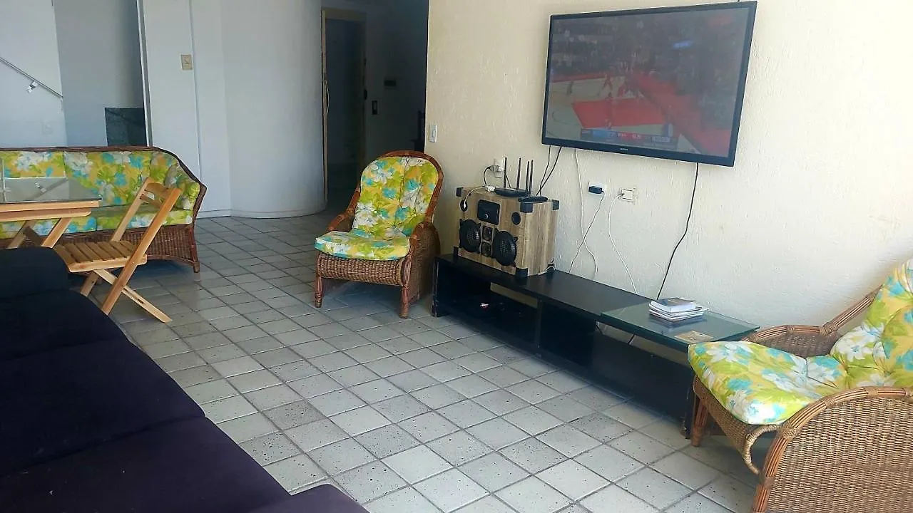 Quartos Em Apartamento Compartilhado Beira Mar Ресифи